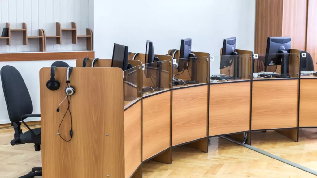 office chair manufacturers in delhi Cubicle Workstations